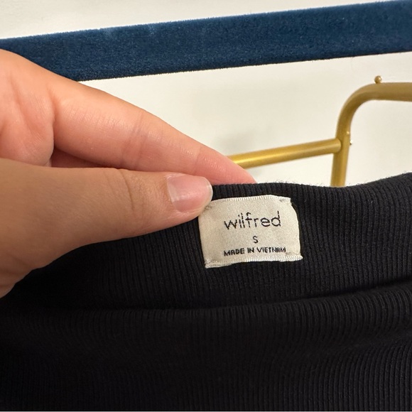 ARITZIA WILFRED BLACK SQUARE NECK BODYSUIT ELEVATED BASICS SIZE S - Picture 5 of 6